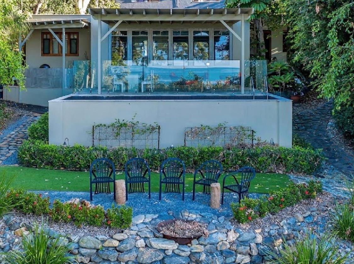 Beachfront Dolphin Cabin Oak Beach Exterior foto